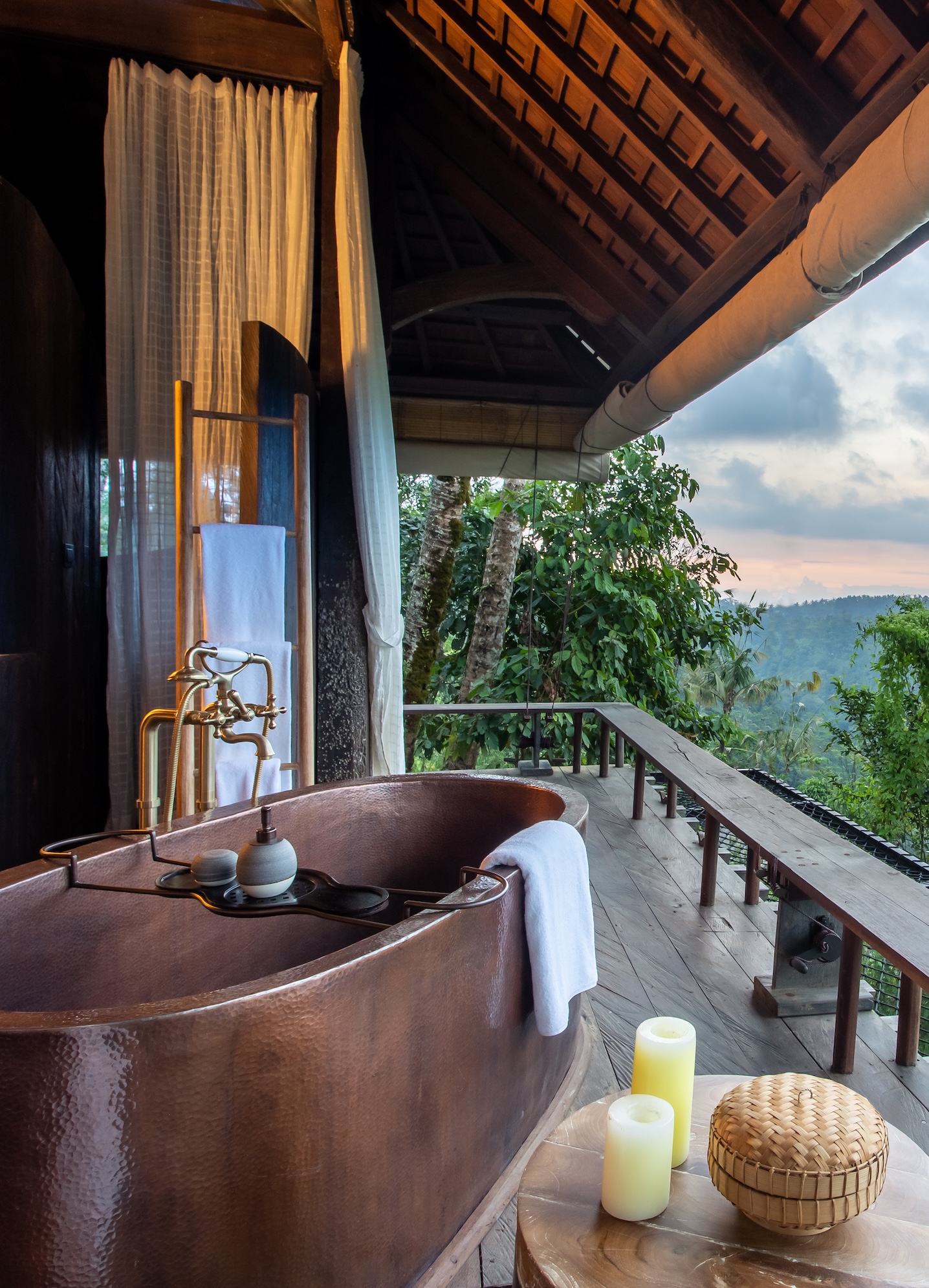 Buahan_Bale_Buahan Valley Pool Bale_Interior 5.jpg